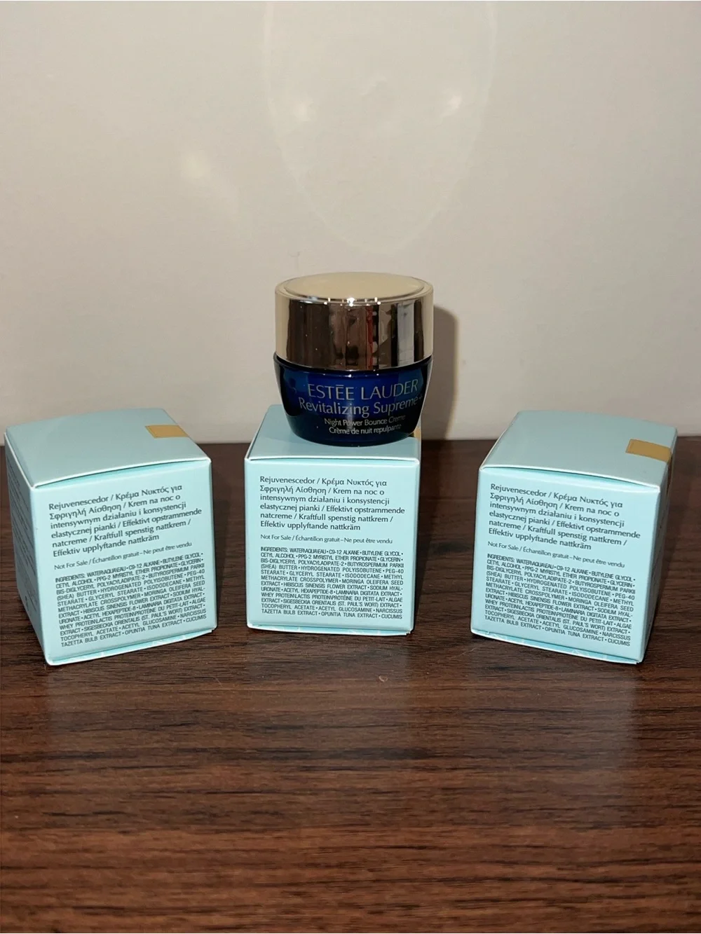 Estee Lauder Revitalizing Supreme+ Night Cream in Deep Blue with Gold Cap - Picture 3 of 3